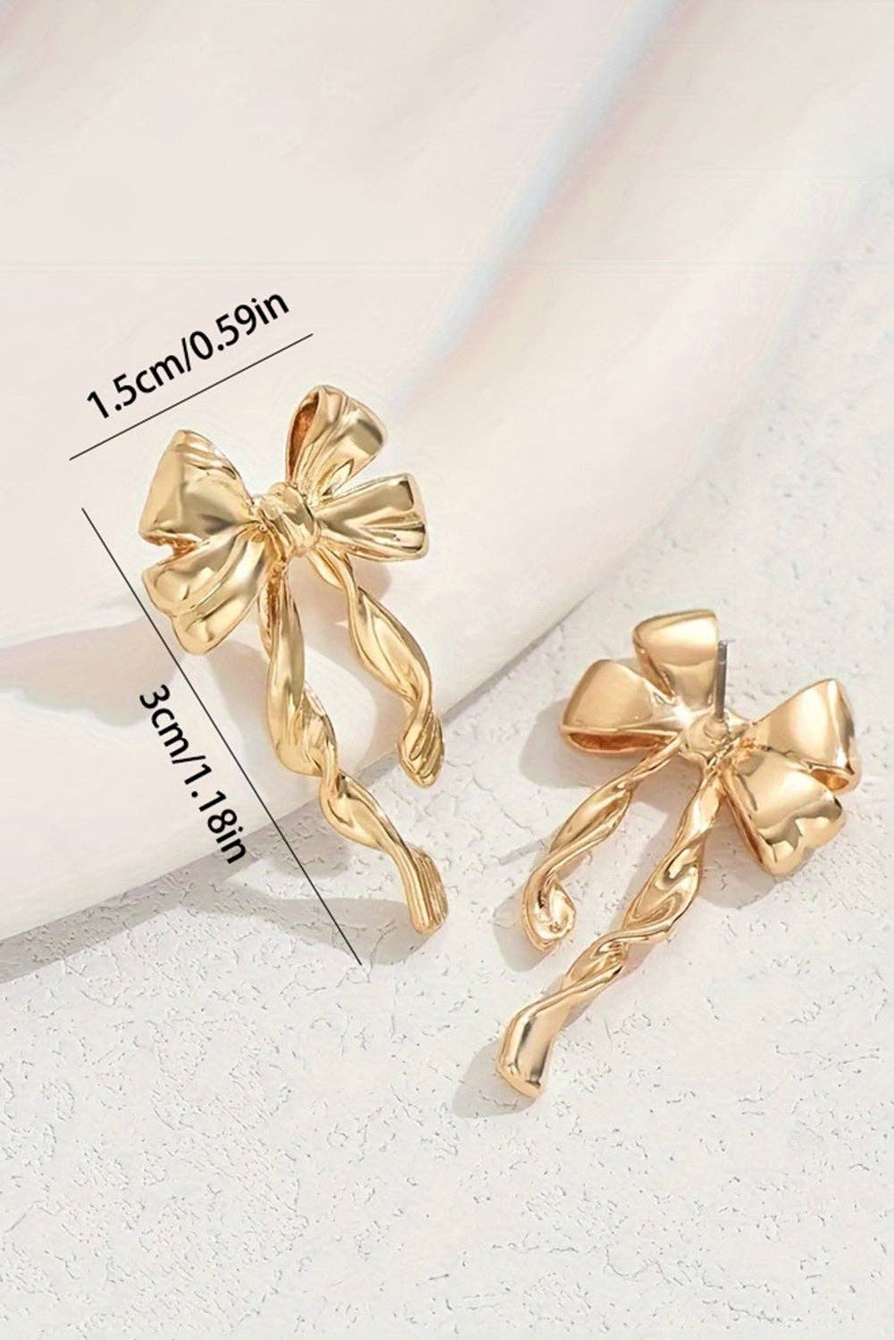 Gold Bow Knot Plated Alloy Stud Earrings: Gold / Alloy / ONE SIZE
