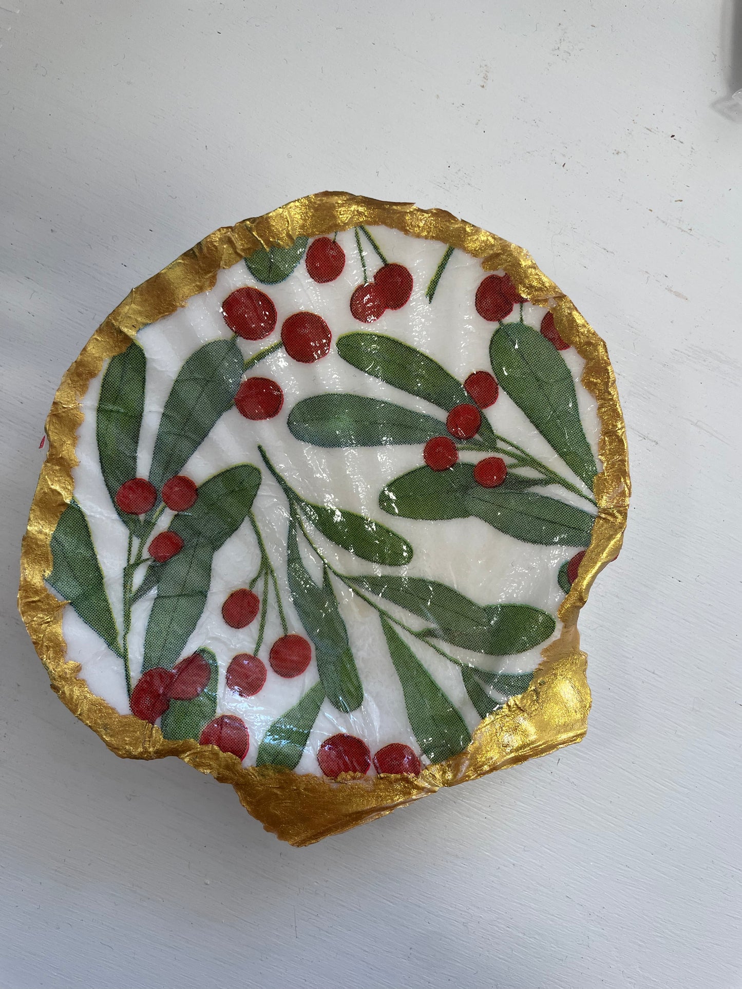 Large Cranberry Shell Tray