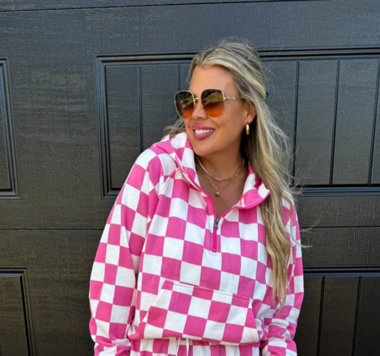 Check mate easy does it pullover