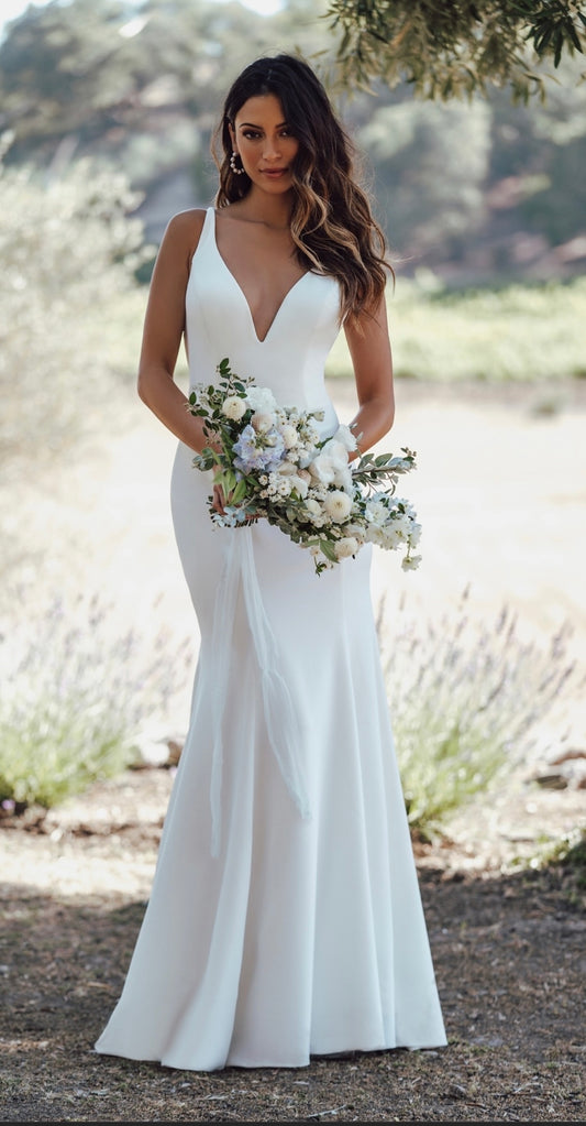 Allure Bridal Style R3601