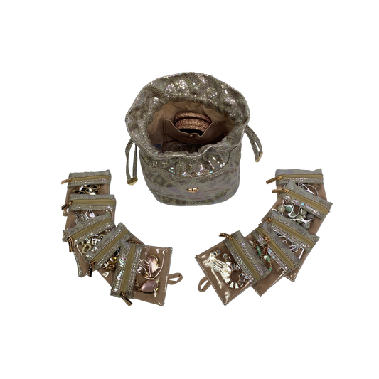 Oprah's Favorite Things 2021 - Ultra Jewelry Case - Glimmer Leopard