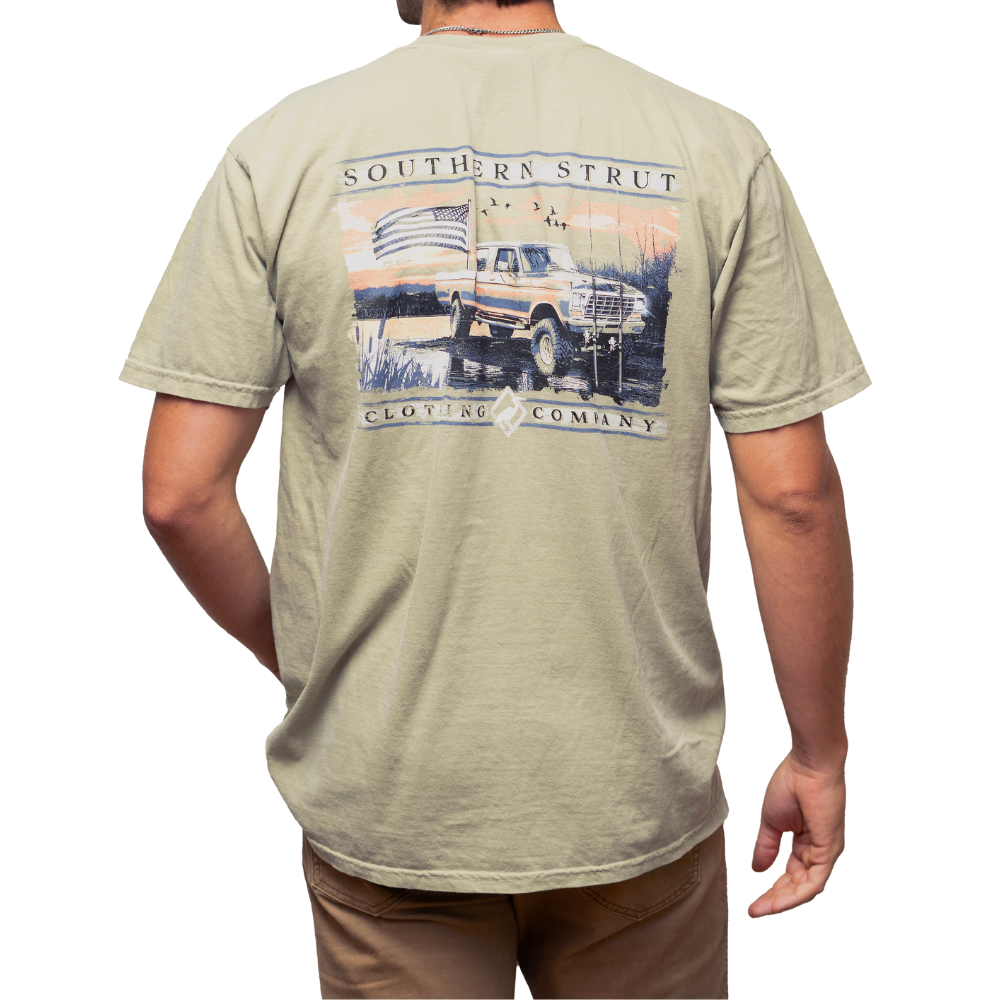 River Fishing T-Shirt: Khaki / S, M, 2XL