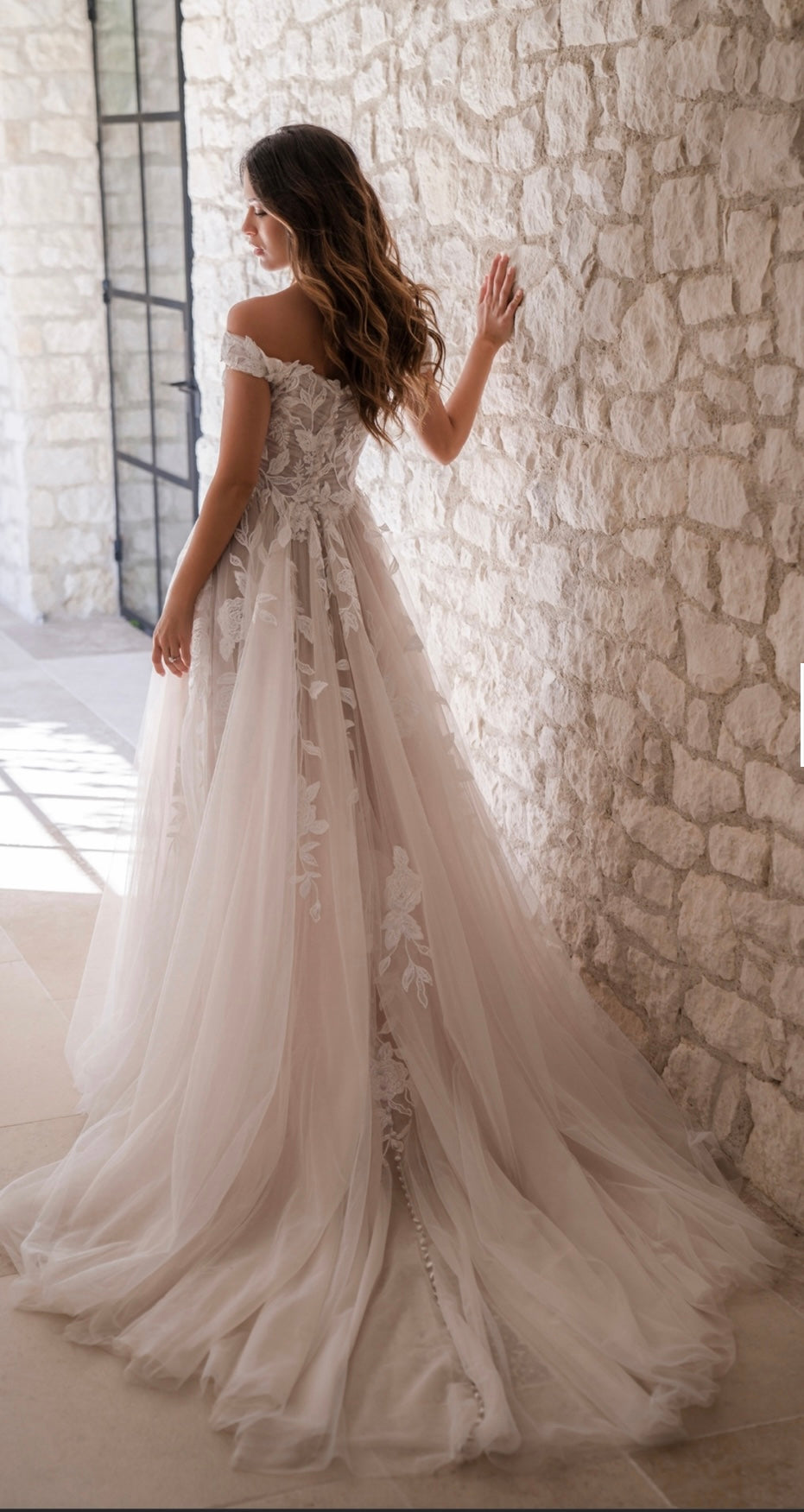 Allure Bridal Style R3603