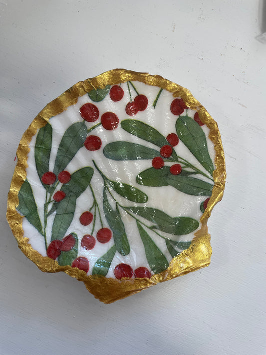 Large Cranberry Shell Tray