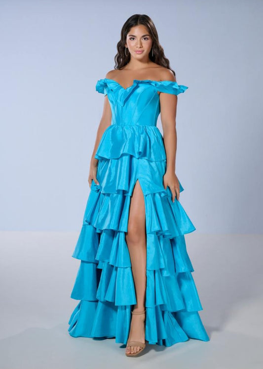 Tiffany prom 16175