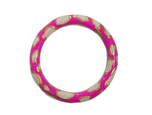 Oyster bangle in pink crush