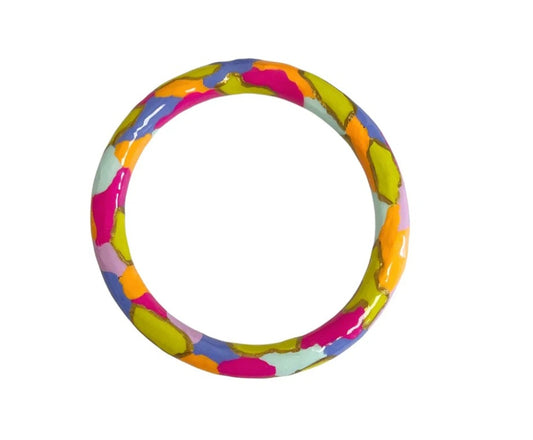 Oyster bangle in Fiesta
