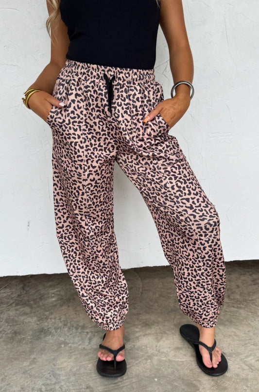 Coco cheetah jogger