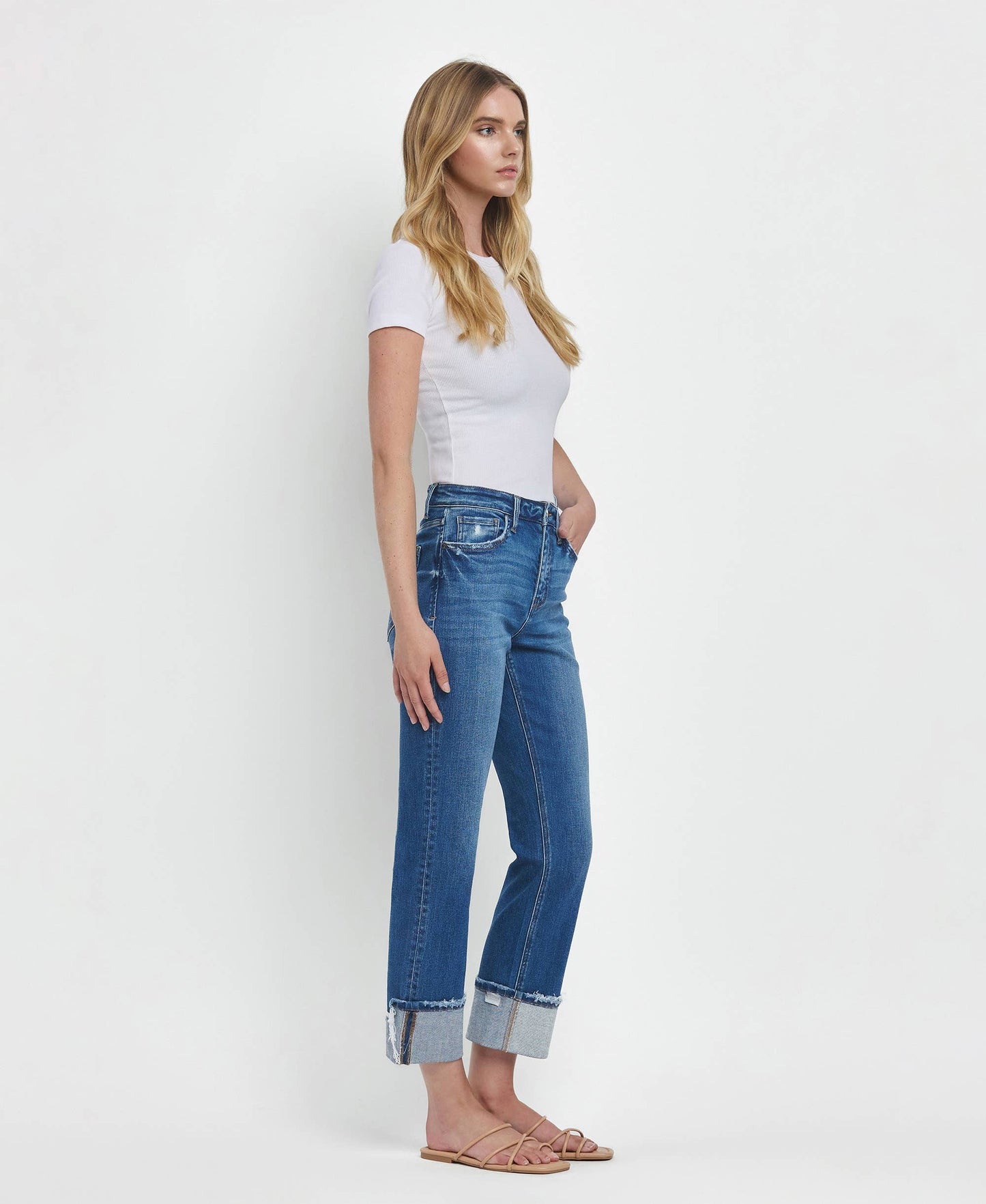 Victoria high rised cuffed jeans by vervet