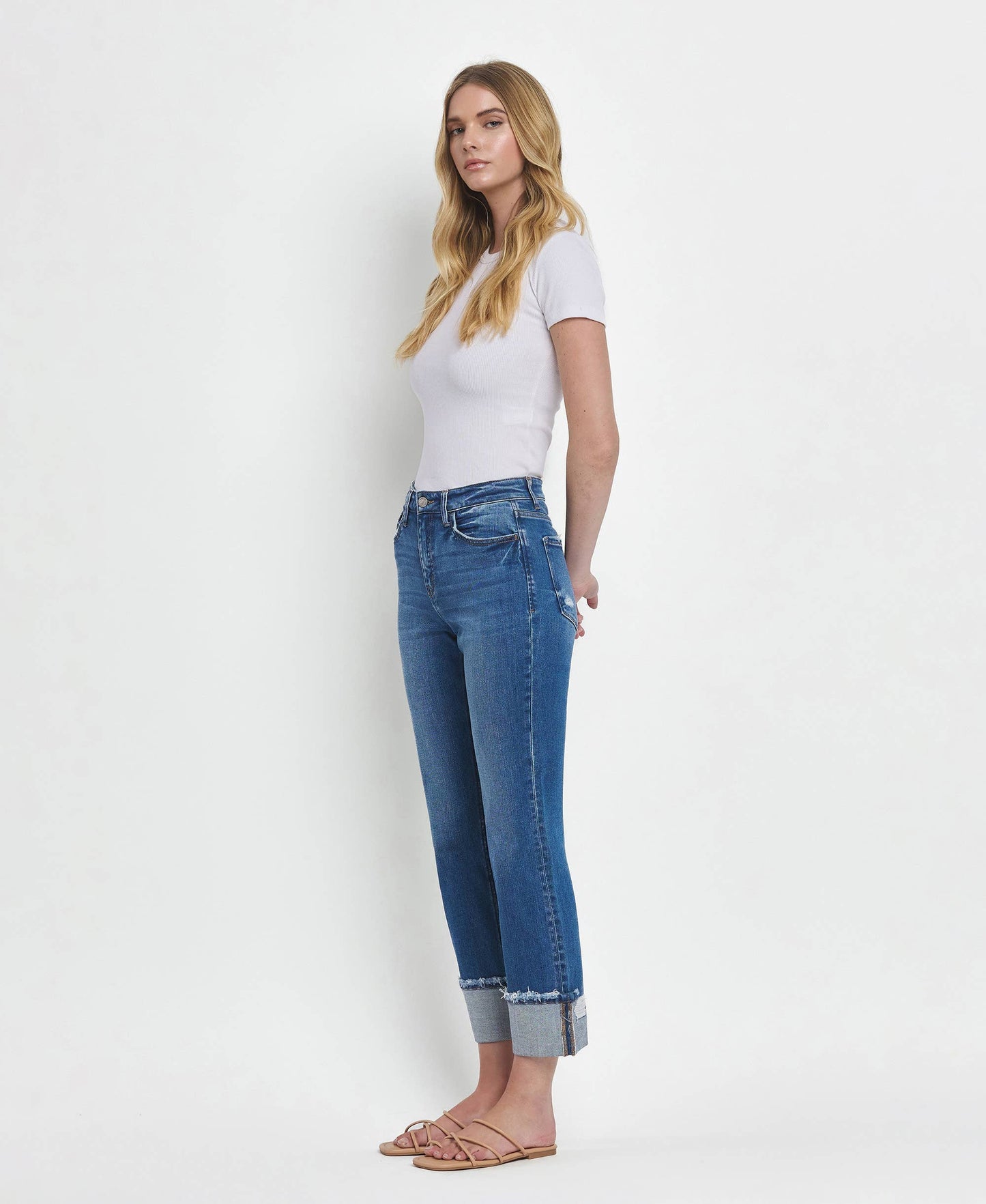 Victoria high rised cuffed jeans by vervet