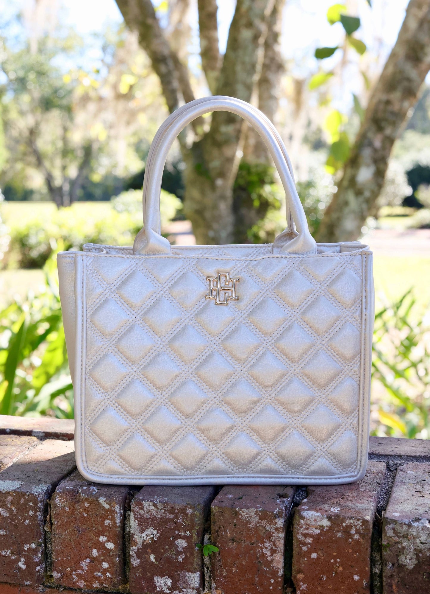 Ricky Mini Tote PEARL QUILTED DQ: Default