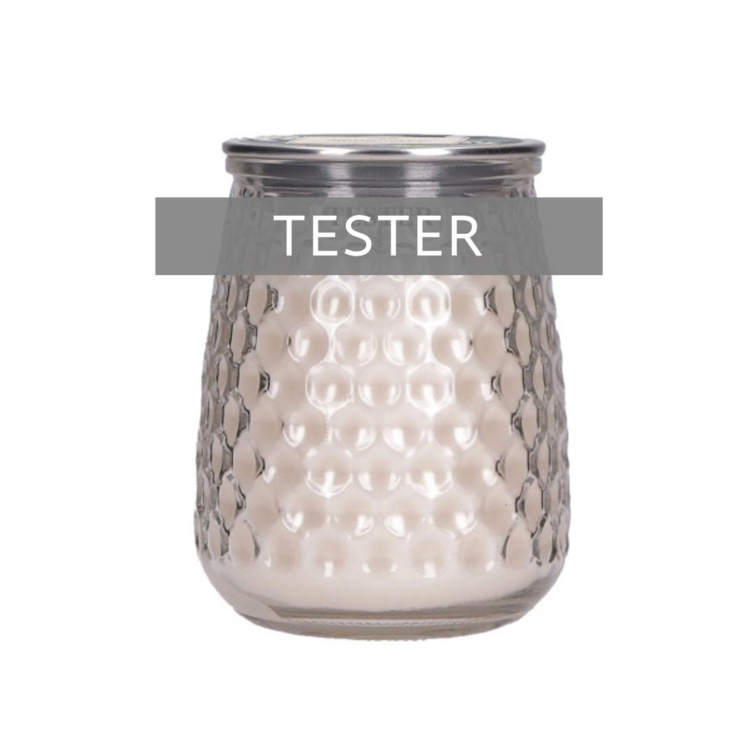 Shimmering Snowberry Signature Candle Tester