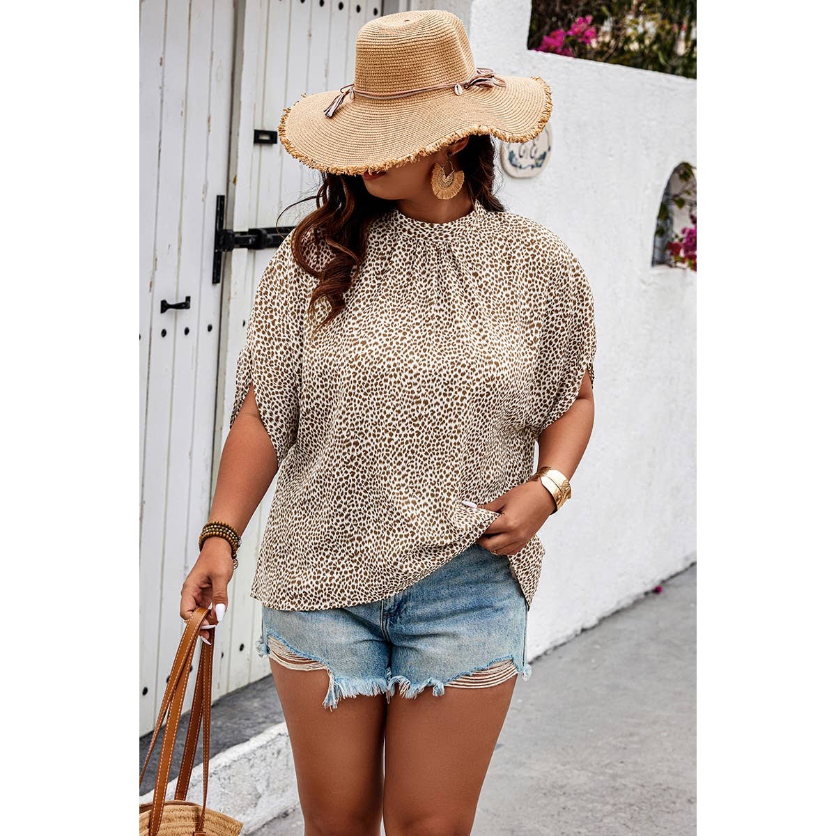 Leo dot  Plus Size Printed Short Sleeve Loose blouse