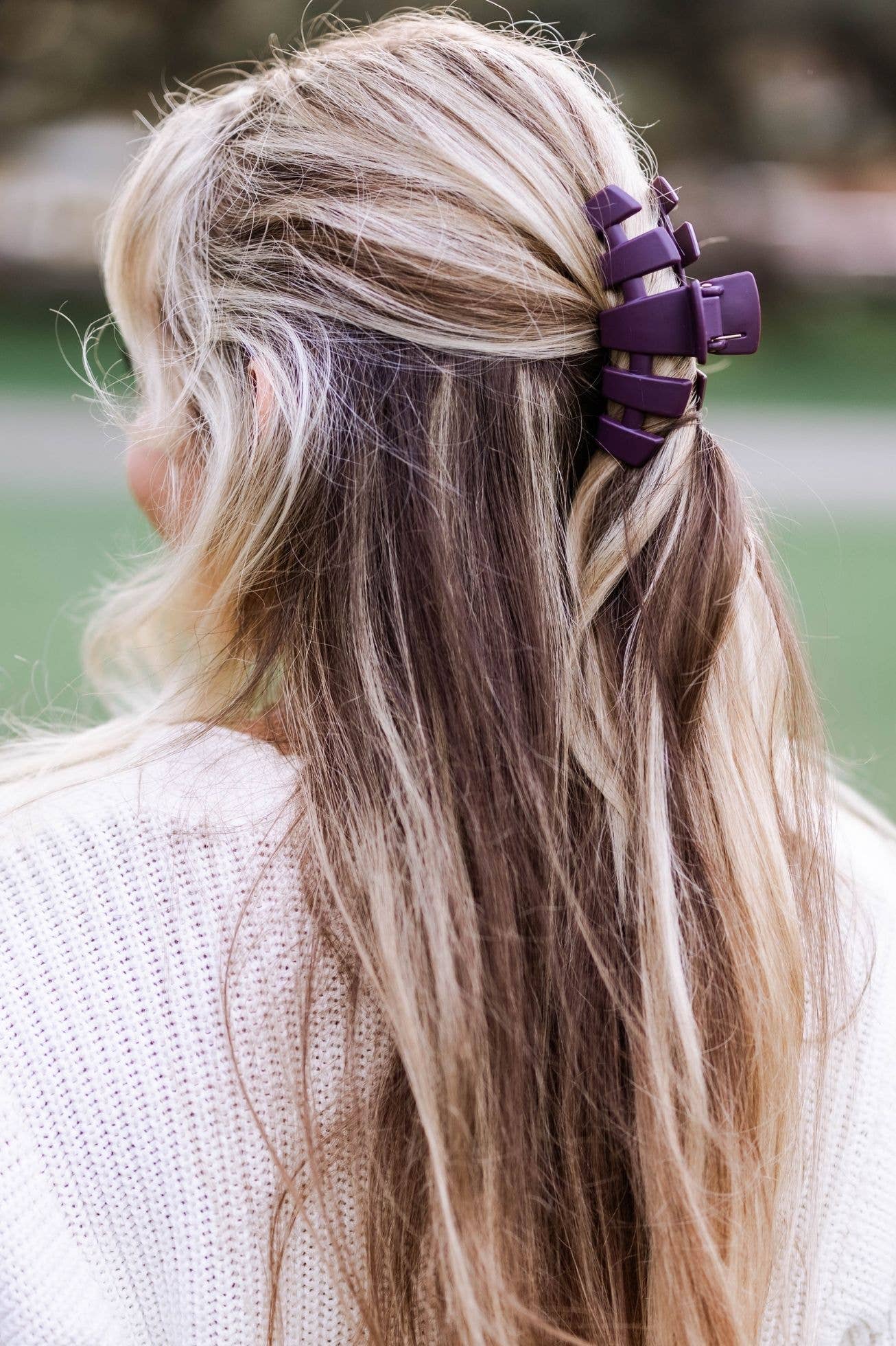 Classic Hair Clip | Med. | Burgundy Bliss