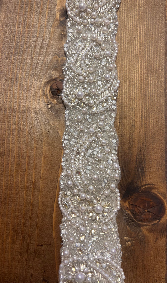 Ivory lace pearl belt