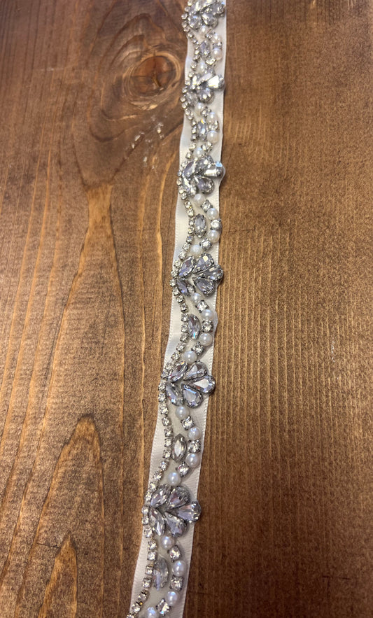 Ivory diamond pearl belt